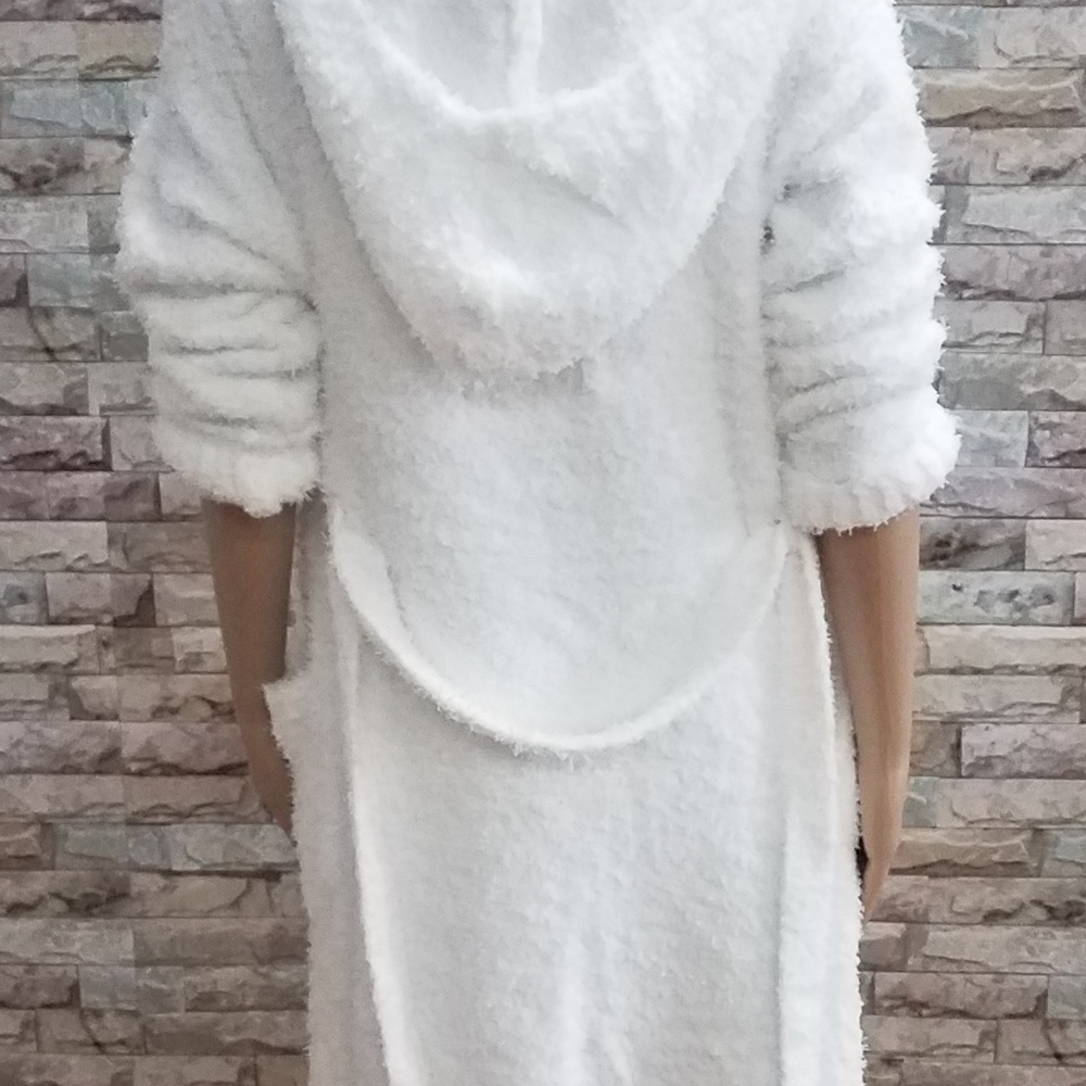 White Fluffy 3 Piece Robe Lounge Set - Picture 4 of 4
